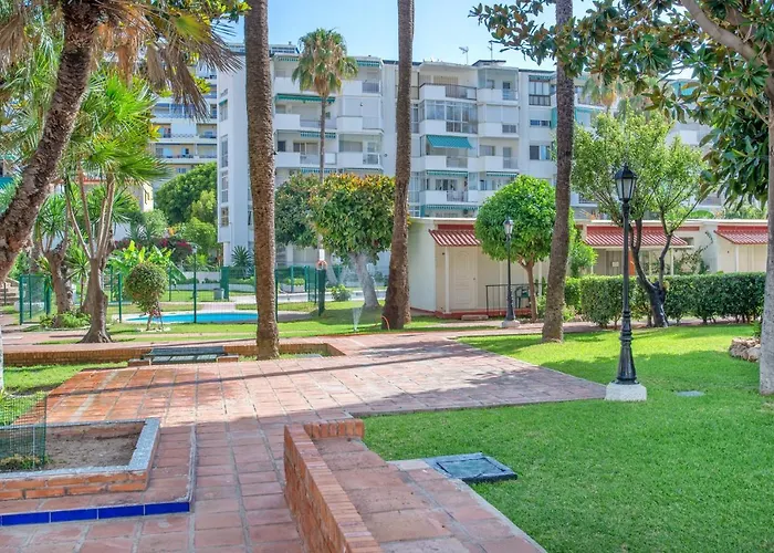 Arpa De Treboles - Carihuela Views! Apartment