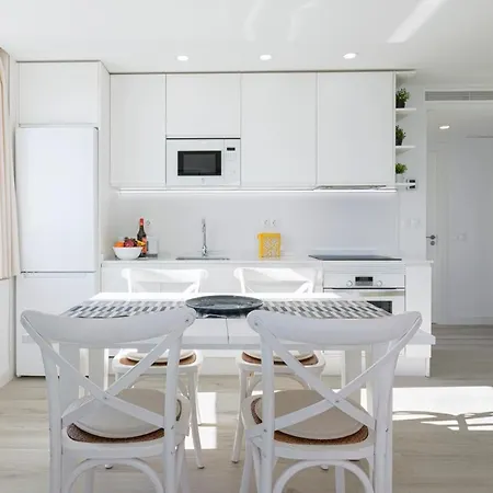 Arpa De Treboles - Carihuela Views! Апартаменти