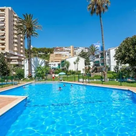 Arpa De Treboles - Carihuela Views!