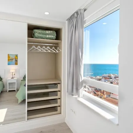 Arpa De Treboles - Carihuela Views!