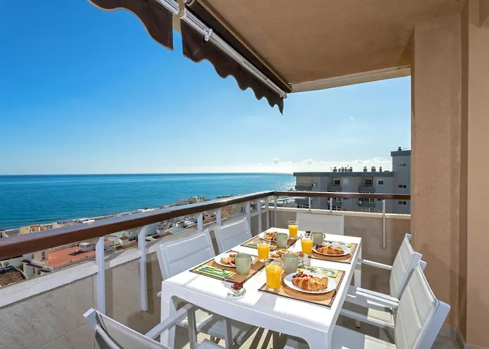 Apartamento Arpa De Treboles - Carihuela Views! Torremolinos